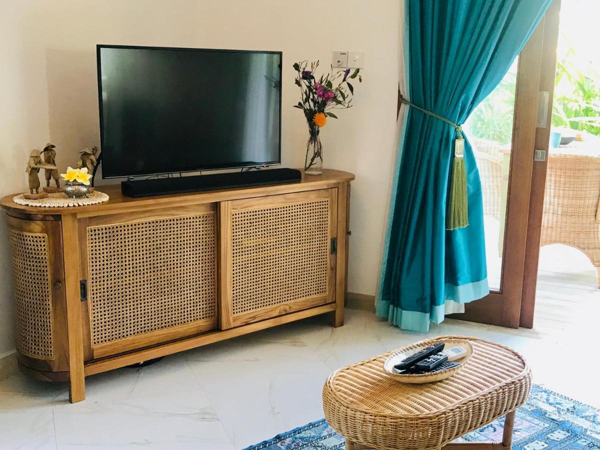 Bulan Pool Villa At Amed Harmony ภายนอก รูปภาพ
